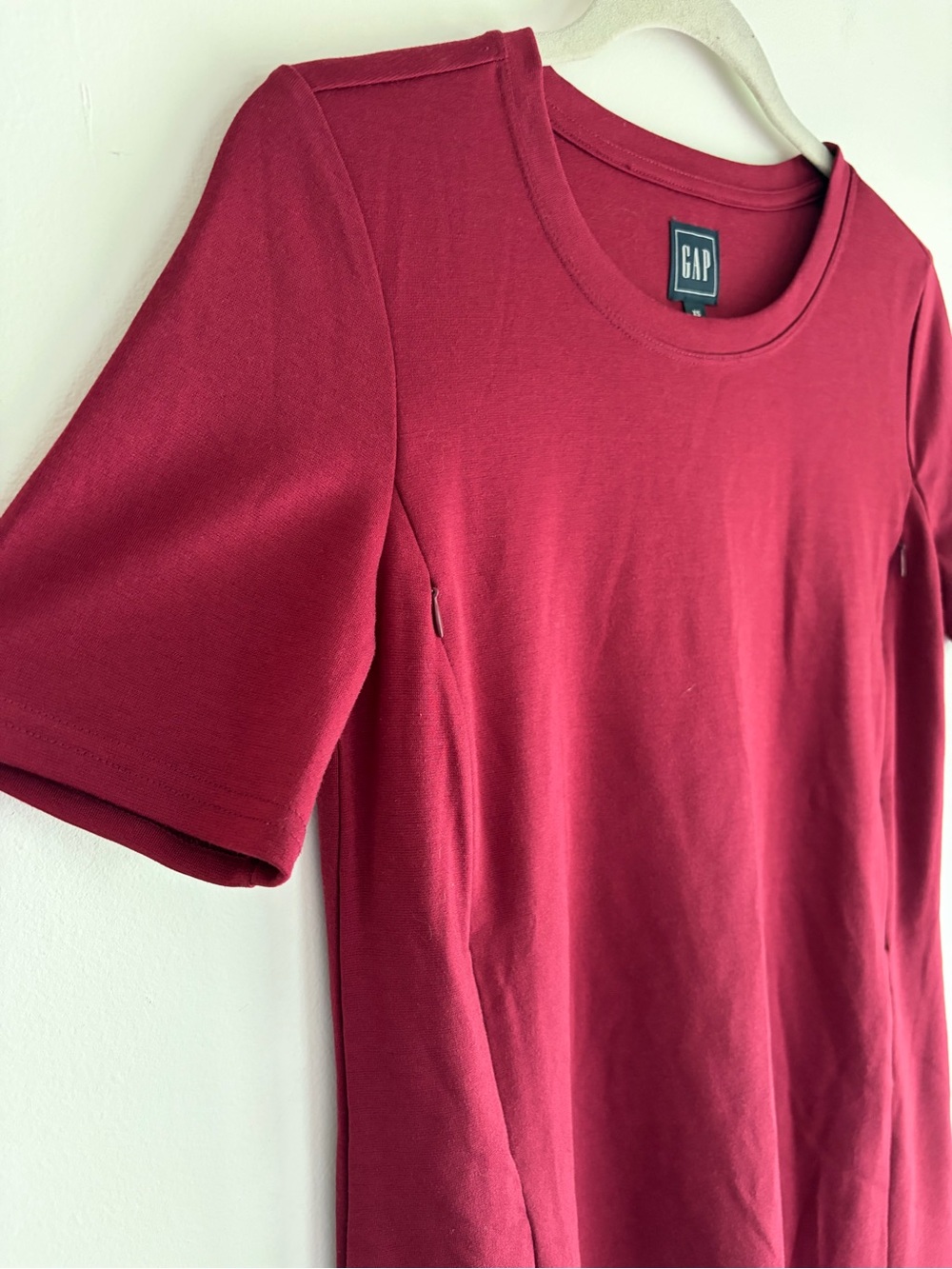 Gap Maternity Burgundy Short Sleeve Nursing Zipper Dress Size XS - Picture 2 of 7